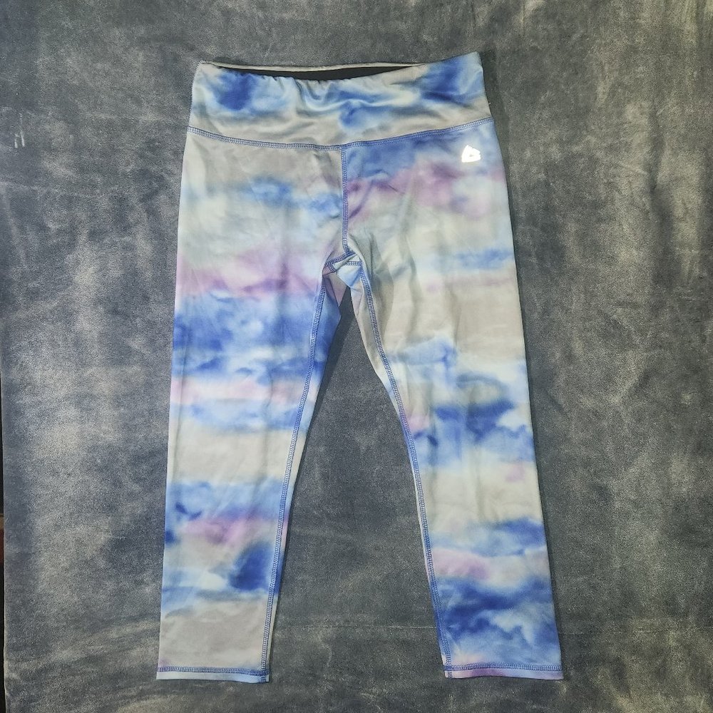 RBX Ladies' stylish cropped athletic stretch pants, in size medium